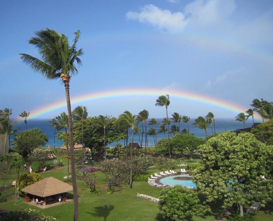 Hawaii resort rainbow