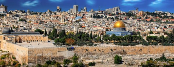 Credit Card Rewards make travel to Israel possible. jerusalem-1712855_1280