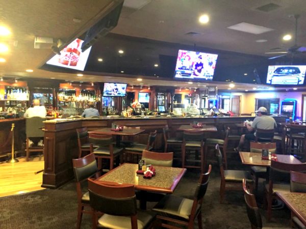 Scottsdale Plaza Resort sports bar