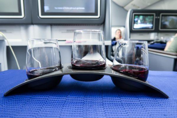 United Airlines Polaris 777-200 wine