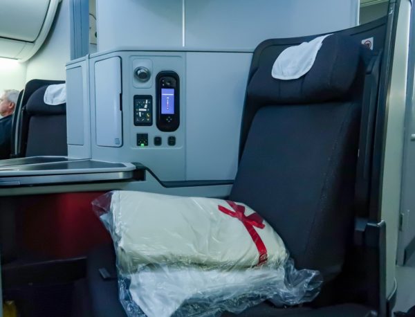 LAX to Bogota avianca business class seat