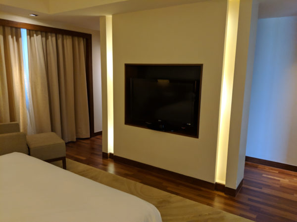 Hyatt Regency Kinabalu Review Bedroom