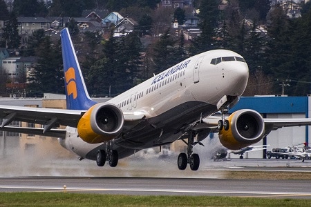 IcelandAir_Exteriors_and_Takeoff_BFI_Seattle