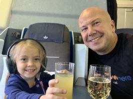 KLM Business Class ORD to AMS with Scarlett