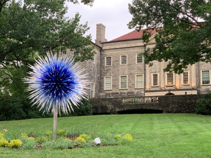 Chihuly Nights 2020 Sapphire Star