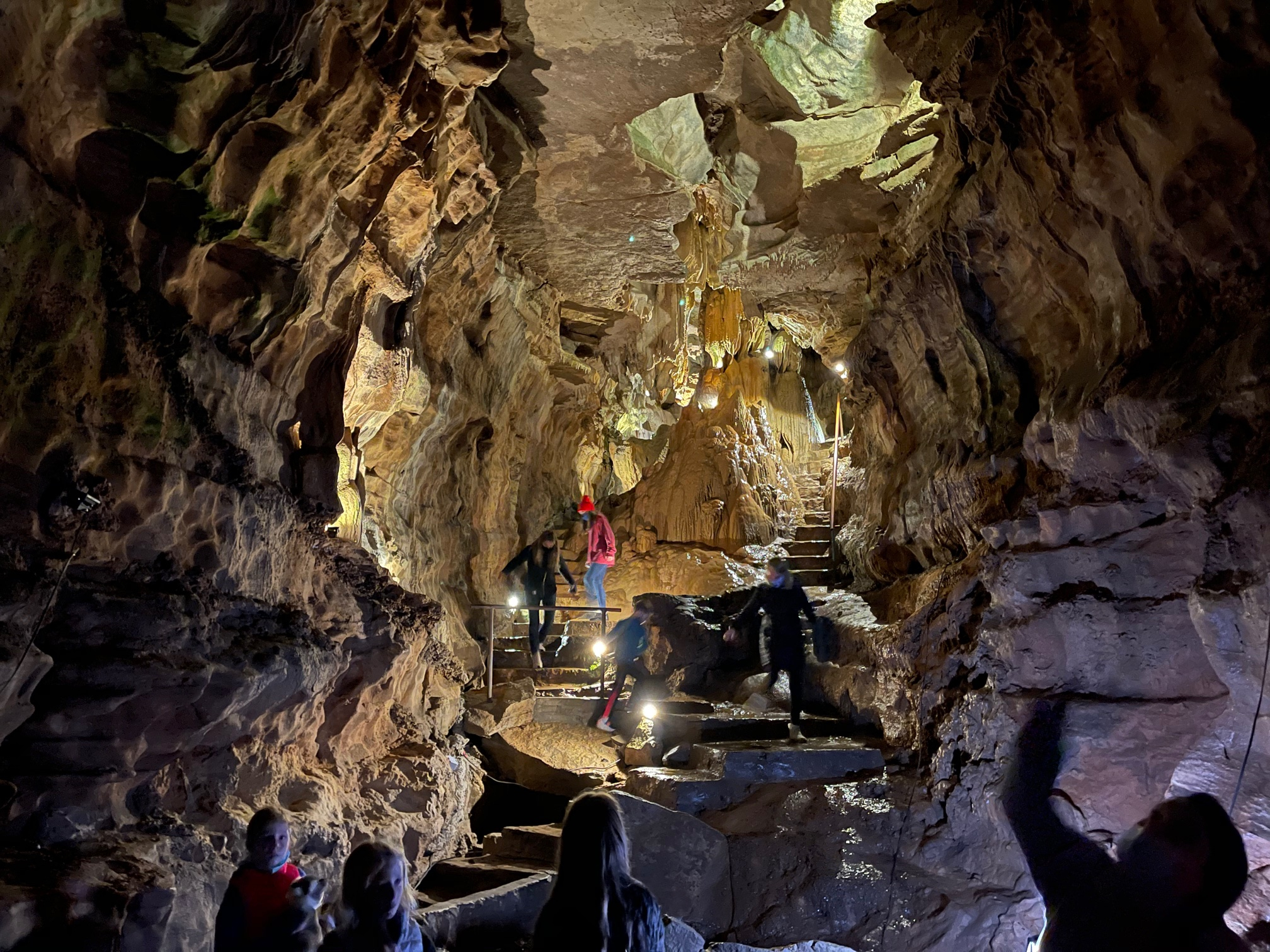 Kentucky Down Under - Mammoth Onyx Cave
