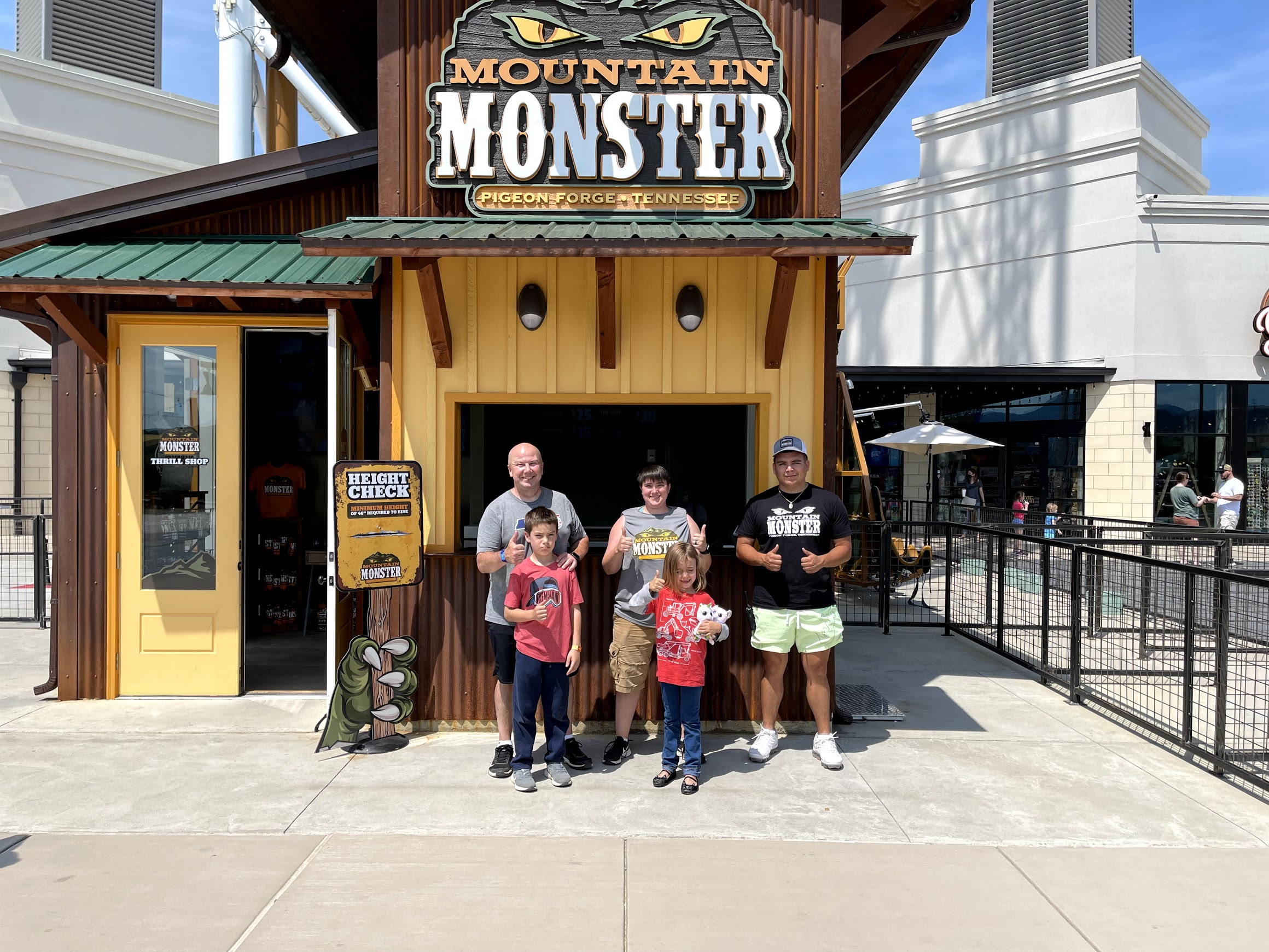 Pigeon Forge - Mountain Monster 2021-05