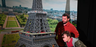 Nashville LEGO Show - Eiffel Tower