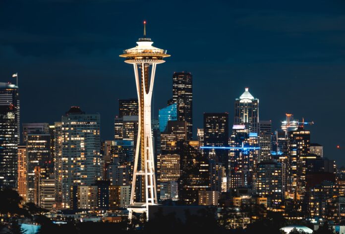 Seattle Space Needle by Andrea Leopardi on Unsplash