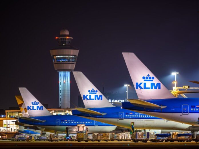 KLM fleet at night by marcospuyman 1600x1200