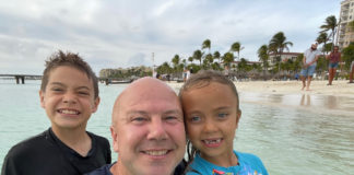 Radisson Blu Aruba -Palm Beach Lee with Timothy and Scarlett